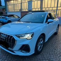 Audi Q3 S-Line Automatica