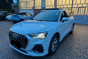 Audi Q3 S-Line Automatica
