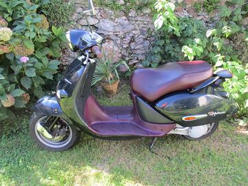 APRILIA HABANA 50 7813 KM