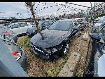 Mercedes-benz A 180 d Automatic Business Extra