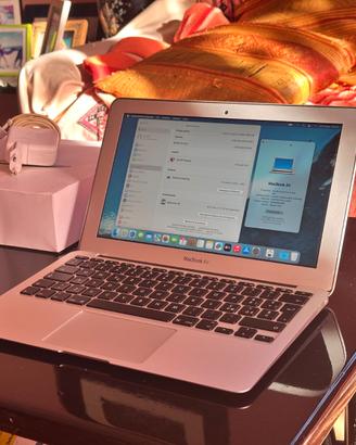 Macbook Air 11” CONS. DOMIC. A MANO+OFFICE A+