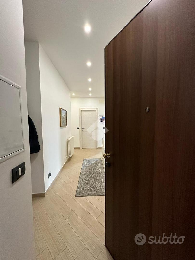 Appartamento – Genova, Marina, Medio Ponente - Altro