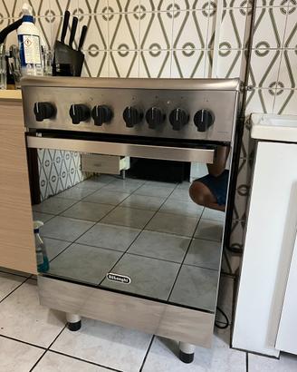 Cucina libera installazione De Longhi