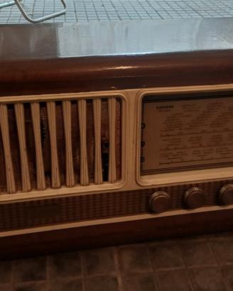 Radio a valvole Siemens