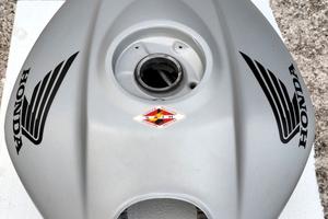 SERBATOIO ORIGINALE USATO COLORE SILVER HONDA HORN