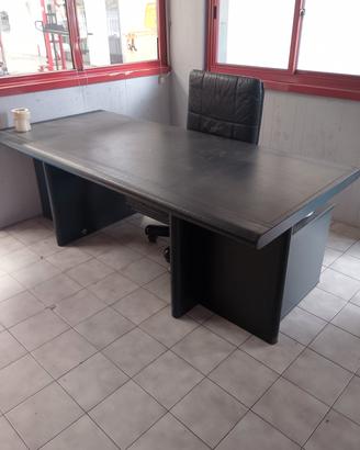 arredi ufficio Scrivania e armadio