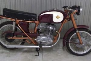Moto epoca Ducati 125 TS, anno 1961