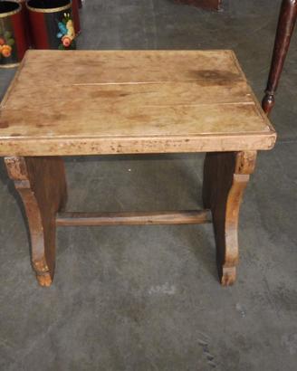 Sgabello legno antico