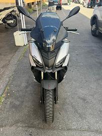aprilia sr gt 125