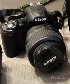 Nikon D3100 e 18-55 VR