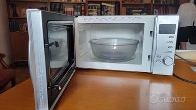 Forno microonde candy