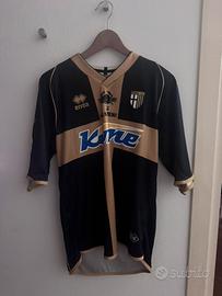 Maglia parma indossata