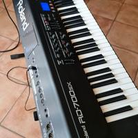 PIANO DIGITALE ROLAND RD 700-SX