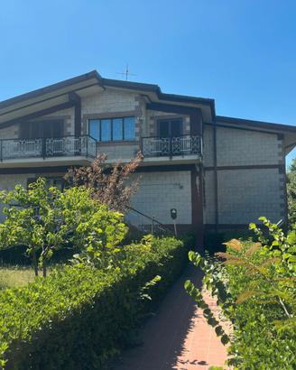 Villa singola prossima a.s.l. moscati