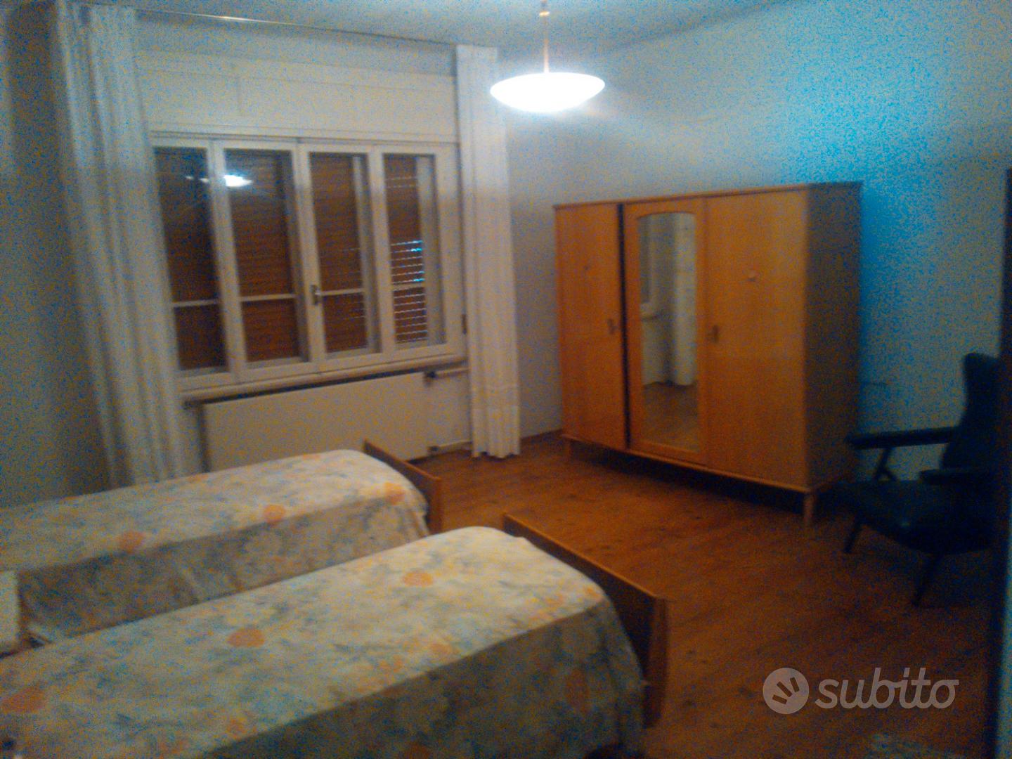 Immobile di prestigio e terreni in zona collinare - View 3