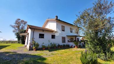 CASA INDIPENDENTE A LATINA