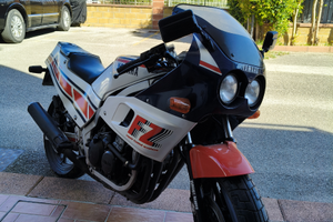 Yamaha fz 400 r - Edizione limitata