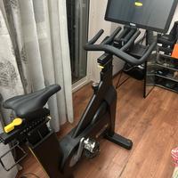 Cyclette Technogym Bike con schermo touchscreen