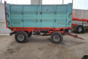 Rimorchio agricolo
