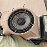 subwoofer JBL x audi A3 