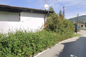 Immobile in asta di 111 m² con 2 locali e box auto
