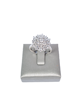 Anello in oro e diamanti