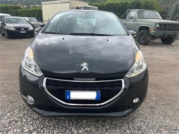 Peugeot 208 1.2 VTi 82 CV 5 porte Allure