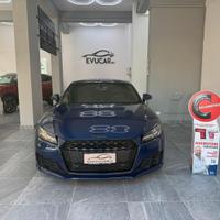 Audi TT Coupé 2.0 TDI ultra Design