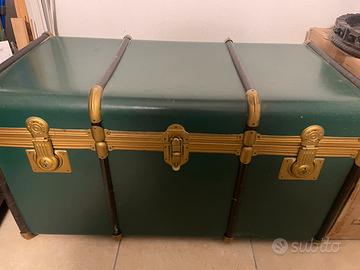 Baule vintage verde