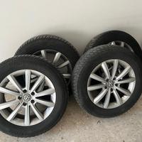 Cerchi Volkswagen con pneumatici Bridgestone