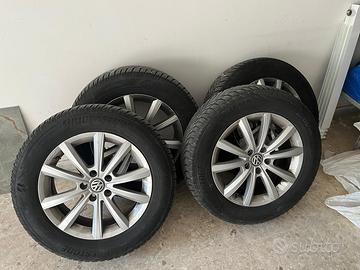 Cerchi Volkswagen con pneumatici Bridgestone