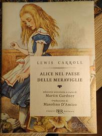 Alice nel paese delle meraviglie di Lewis Carroll 