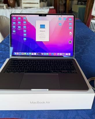MacBook Air 13,6” 8G RAM 512GB SSD