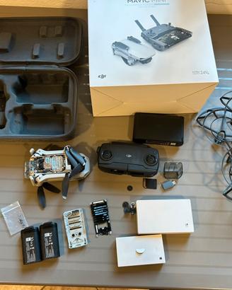 DJI mavic mini 1 guasto per ricambi Fly More Combo