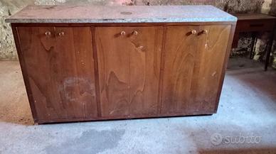 Armadio in legno