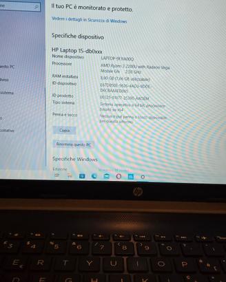 Portatile HP con stampante epson xp2205