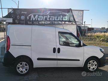 FIAT DOBLÒ 3 POSTI 1.6 DIESEL 08/2018 1 PROPRIETÀ 