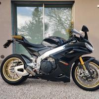 Aprilia rsv4 factory 