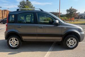 Fiat Panda 1.3 MJT 16V DPF 4x4 Climbing