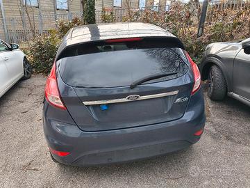 Ford Fiesta titanium