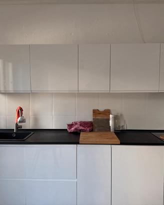 Cucina ikea voxtorp bianca lucida