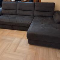 Divano 3 posti con penisola e ripiano estraibile