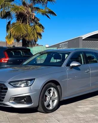 Audi A4 Avant 40 TDI quattro S tronic Business Adv