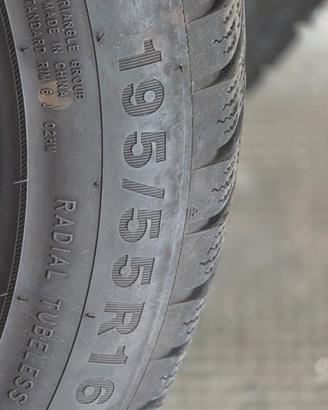 treno cerchi con gomme invernali  bmw  serie 1 F20