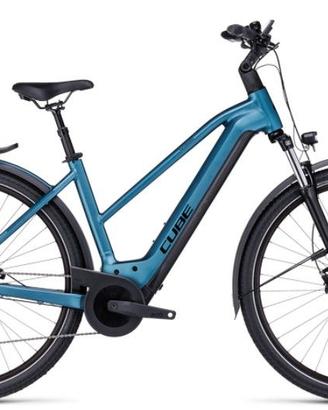 E bike nuova Cube Kathmandu hybrid one 750