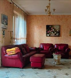 SALOTTO VERA PELLE DIVANO 3 POSTI 2 POLTRONE POUF