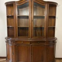 mobile in legno antico