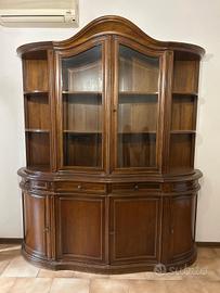 mobile in legno antico