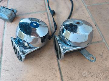 Clacson doppio Moto Guzzi Fiamm 12V