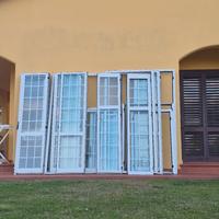 finestre in alluminio stile inglese